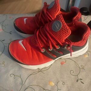 Little boy nike presto